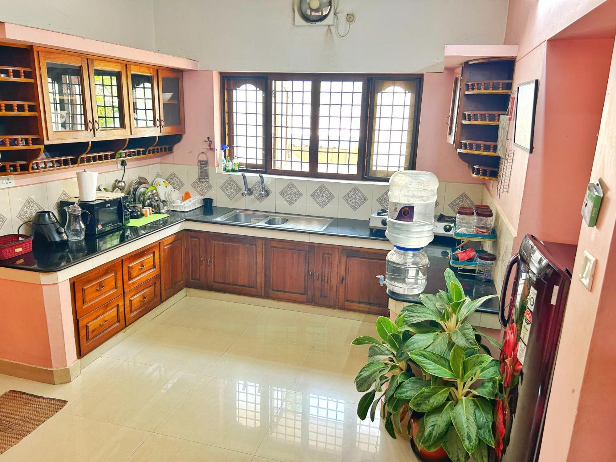 La Casa Trivandrum 4 Bhk Ac Luxury Villa At City Centre, Just 6 Kms To Airport Thiruvananthapuram Exteriör bild