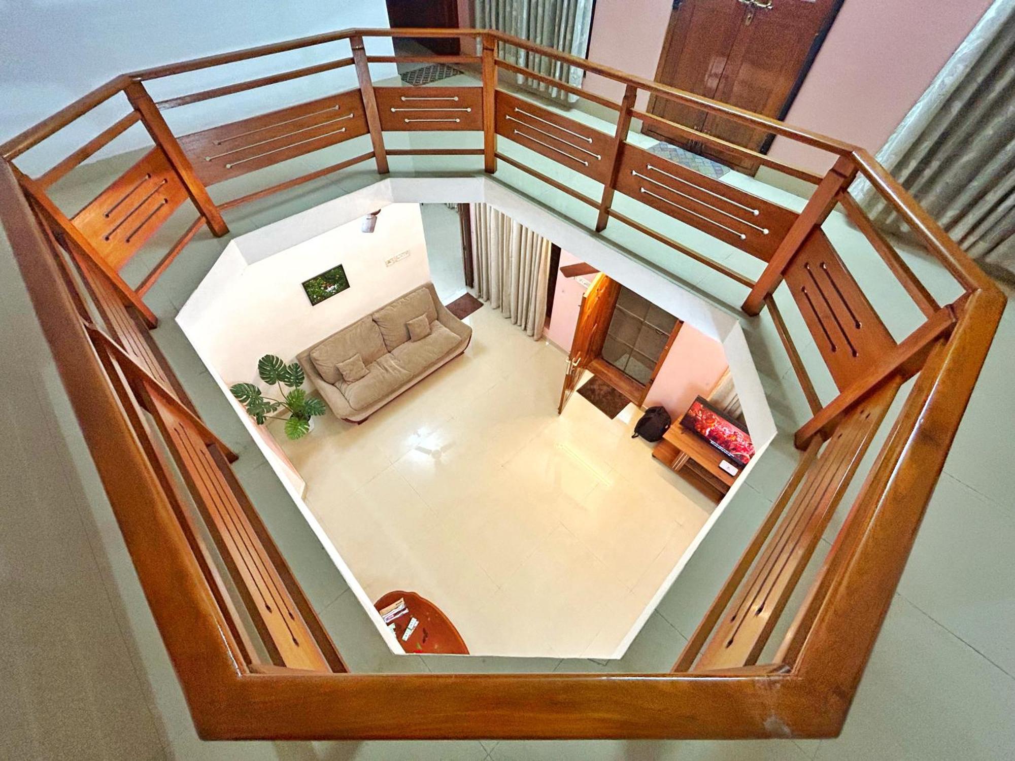 La Casa Trivandrum 4 Bhk Ac Luxury Villa At City Centre, Just 6 Kms To Airport Thiruvananthapuram Exteriör bild